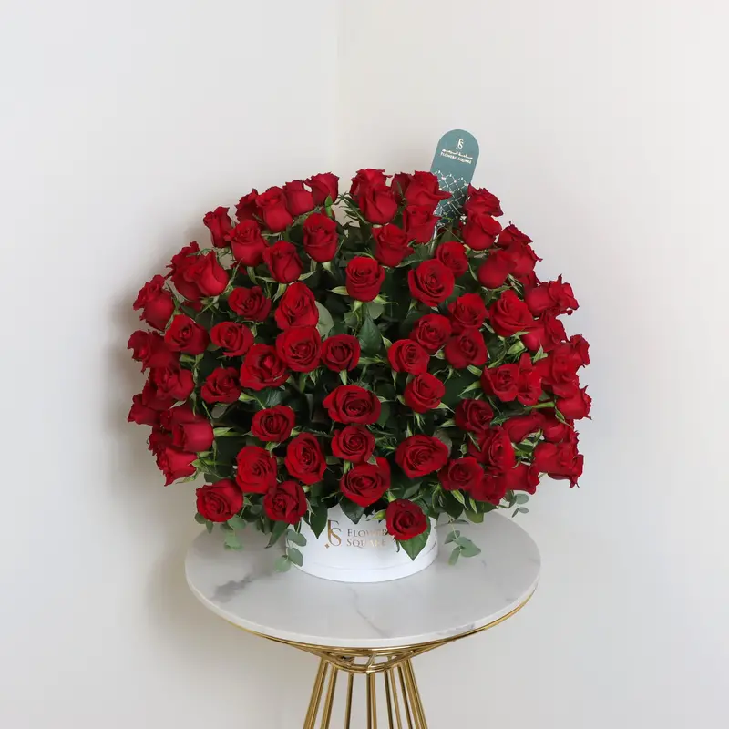 Elegant 150-Red-Rose Gift Box – Premium Presentation 1