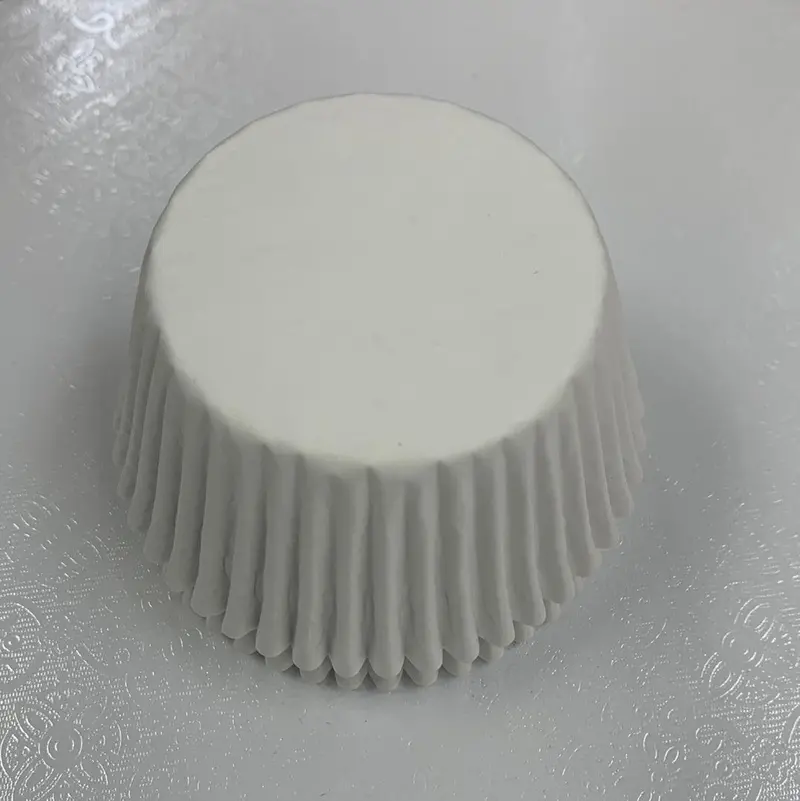 Jumbo White Cupcake Liners – 40-Count Pack 1