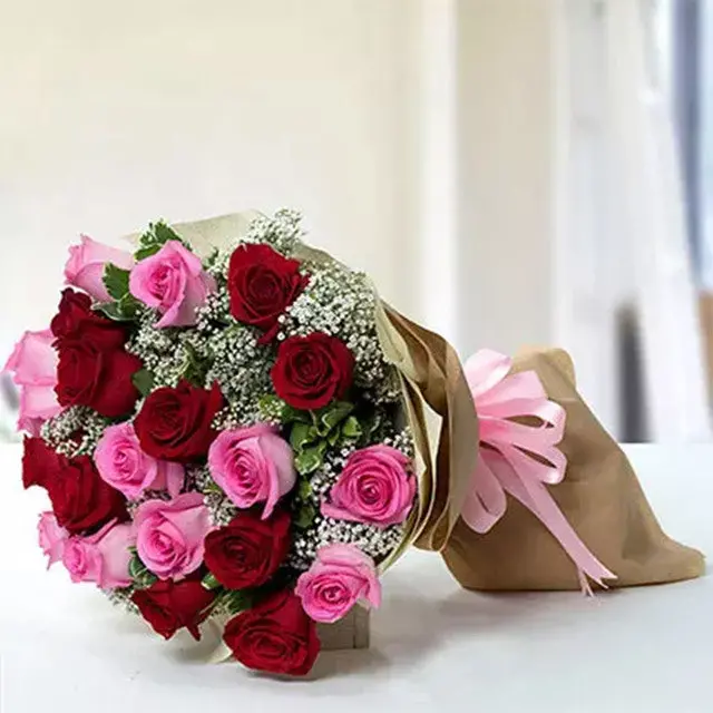 Lovely Bouquet: 10 Red And 10 Pink Fresh Roses 1