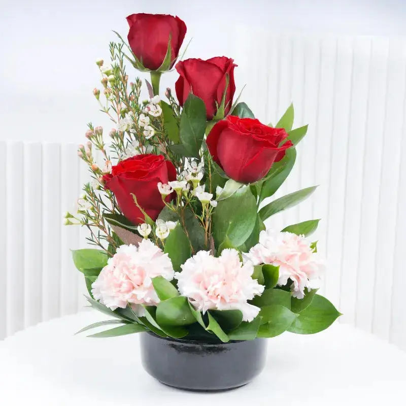 Memories Floral Arrangement: 7 Roses & Carnations 1