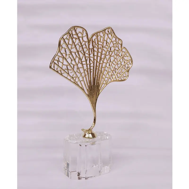 Minimalist Table Decor Design #4 1