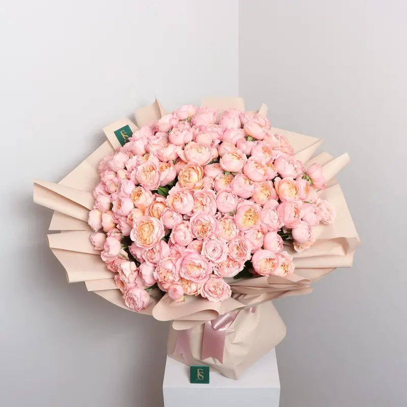 Peony-Style Rose Bouquet – Luxe Hybrid Bloom Arrangement 1