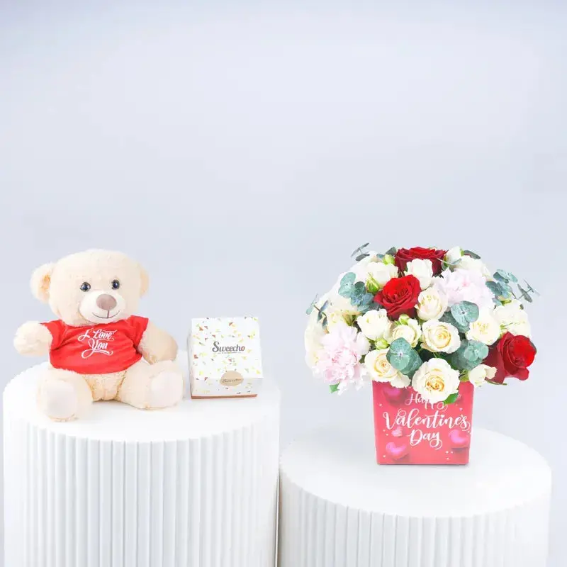 Romantic Valentine'S Day Flower Trio Arrangement 1