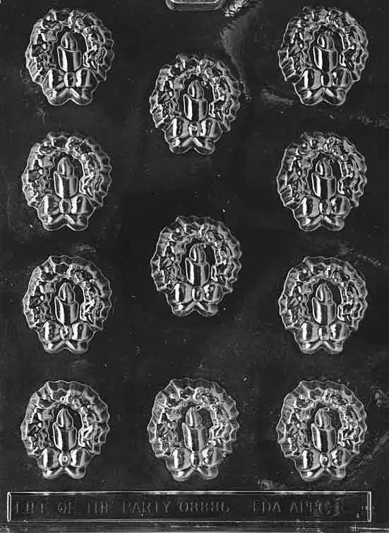 Wreath-Shaped Chocolate Mold 1